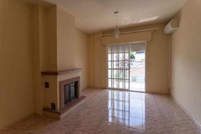 3 bedroom Penthouse for rent in Alhaurín el Grande - € 1,200 (Ref: 9825257)