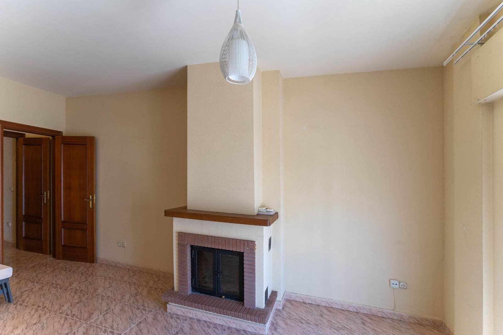 3 bedroom Penthouse for rent in Alhaurin el Grande - € 1,200 (Ref: 9825257)