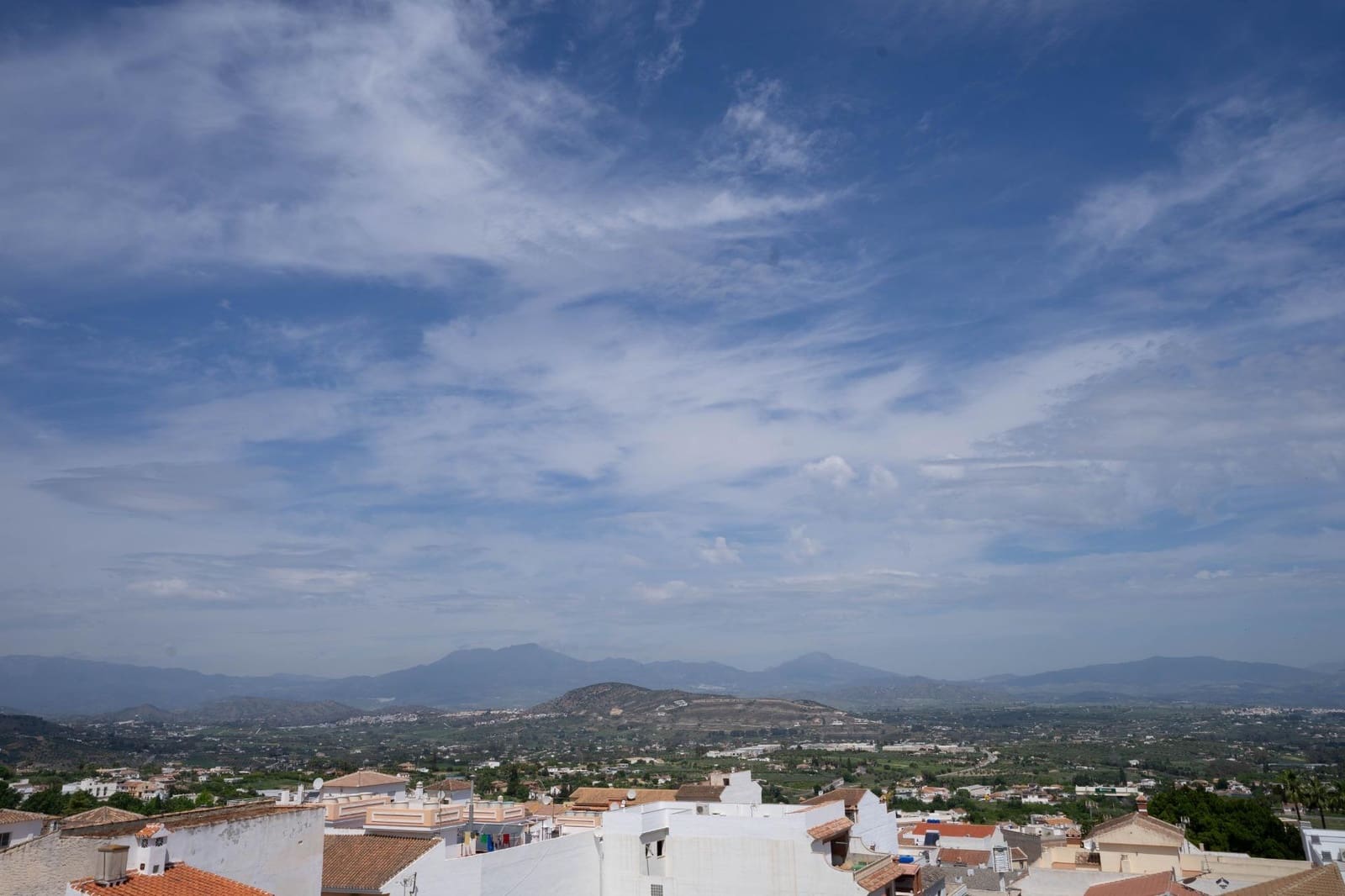 3 bedroom Penthouse for rent in Alhaurin el Grande - € 1,200 (Ref: 9825257)