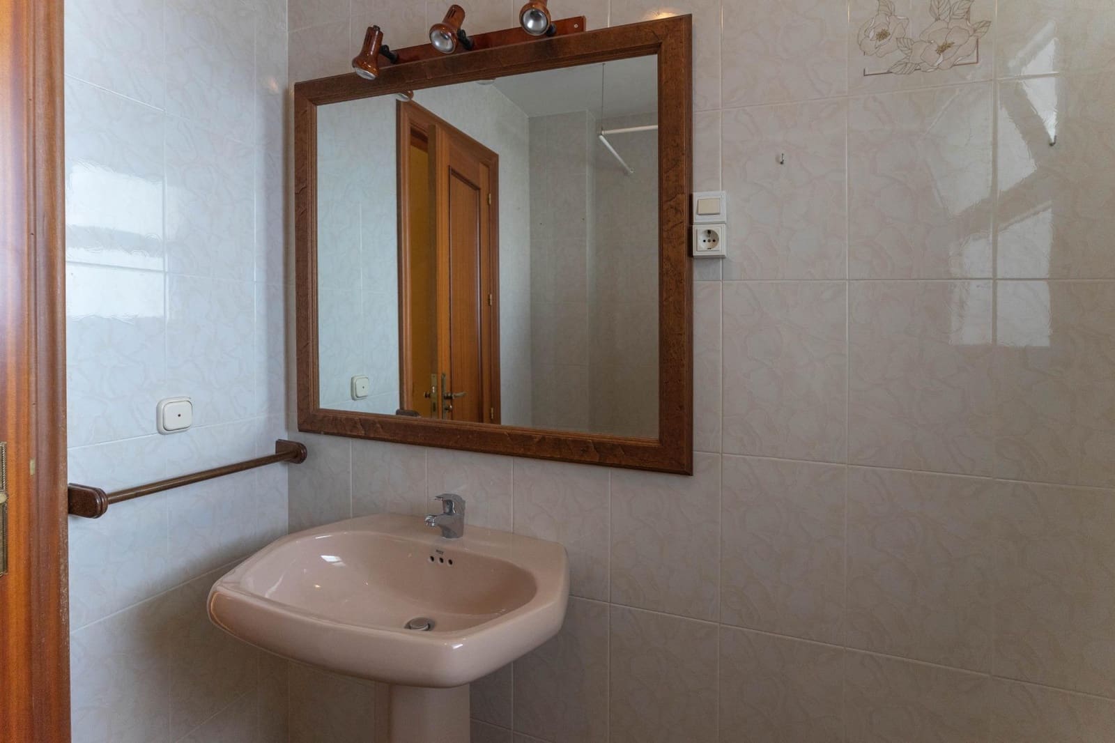 3 bedroom Penthouse for rent in Alhaurin el Grande - € 1,200 (Ref: 9825257)