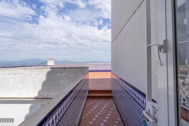 3 bedroom Penthouse for rent in Alhaurín el Grande - € 1,200 (Ref: 9825257)