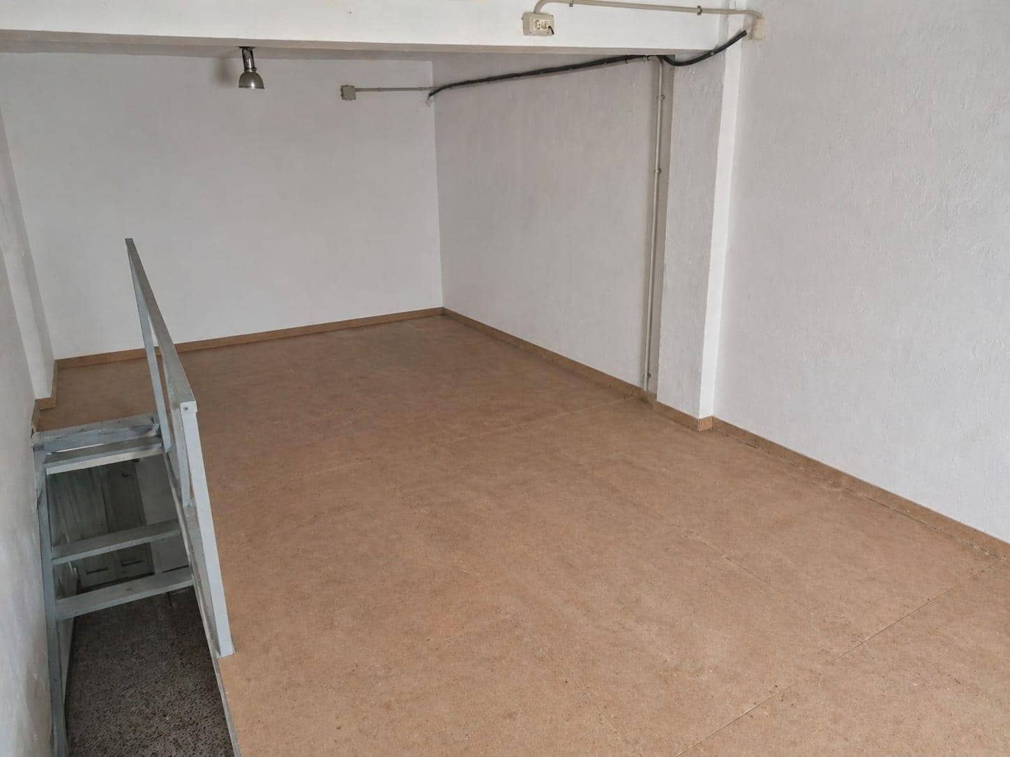 Commercial for sale in Alhaurin el Grande - € 58,000 (Ref: 9829157)
