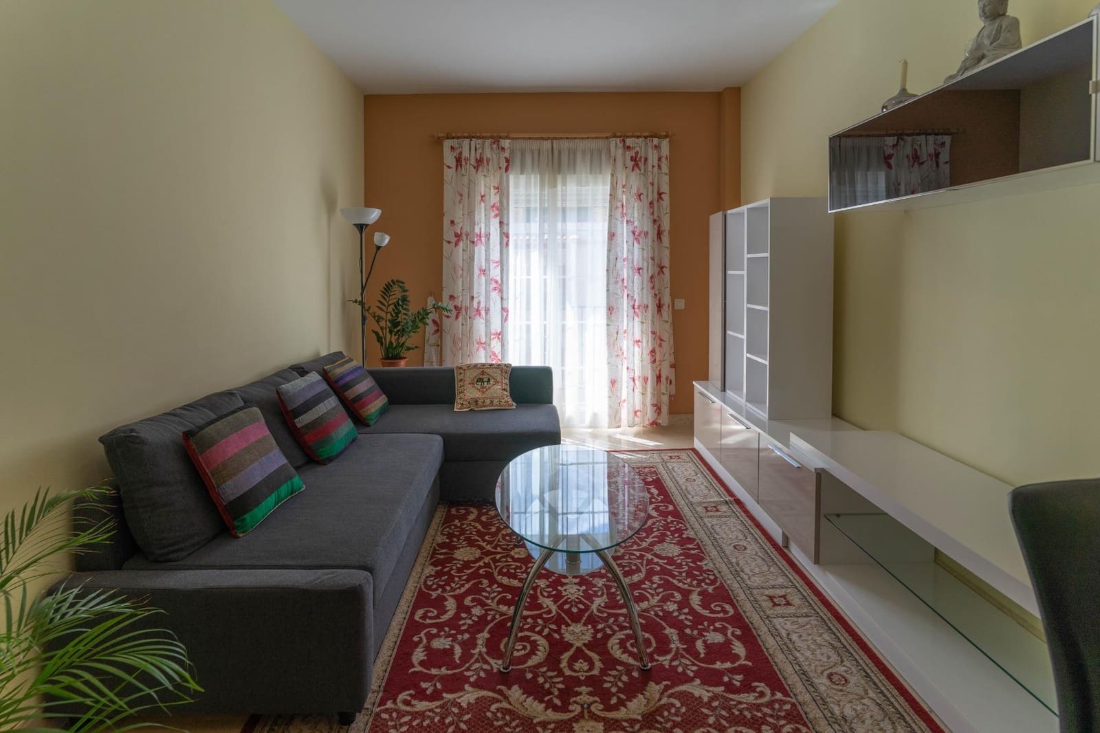 3 bedroom Flat for rent in Alhaurin el Grande - € 1,000 (Ref: 9840370)