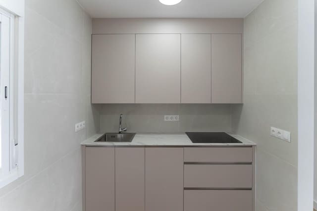 2 makuuhuone Huoneisto vuokrattavana paikassa Alhaurín el Grande - 850 € (Ref: 9861874)