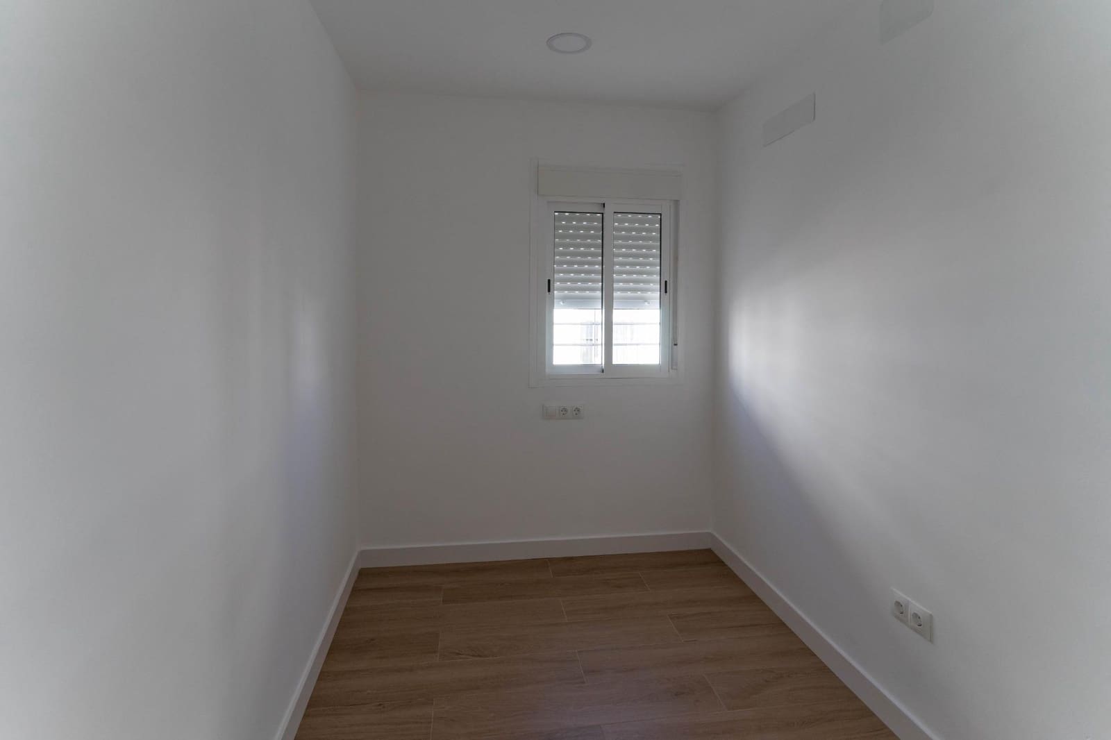 2 bedroom Apartment for rent in Alhaurin el Grande - € 850 (Ref: 9861874)