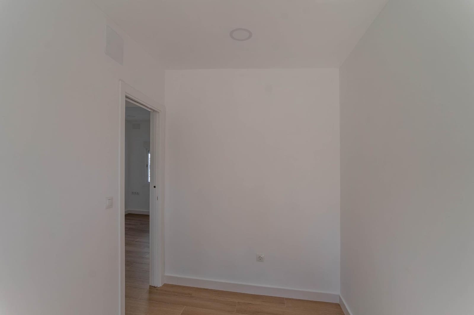2 bedroom Apartment for rent in Alhaurin el Grande - € 850 (Ref: 9861874)
