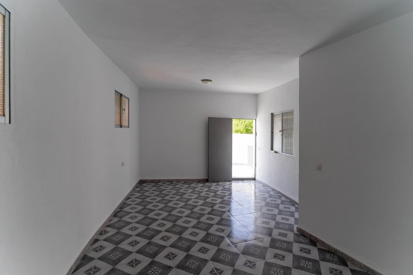 3 bedroom Villa for rent in Alhaurin el Grande - € 850 (Ref: 9876442)