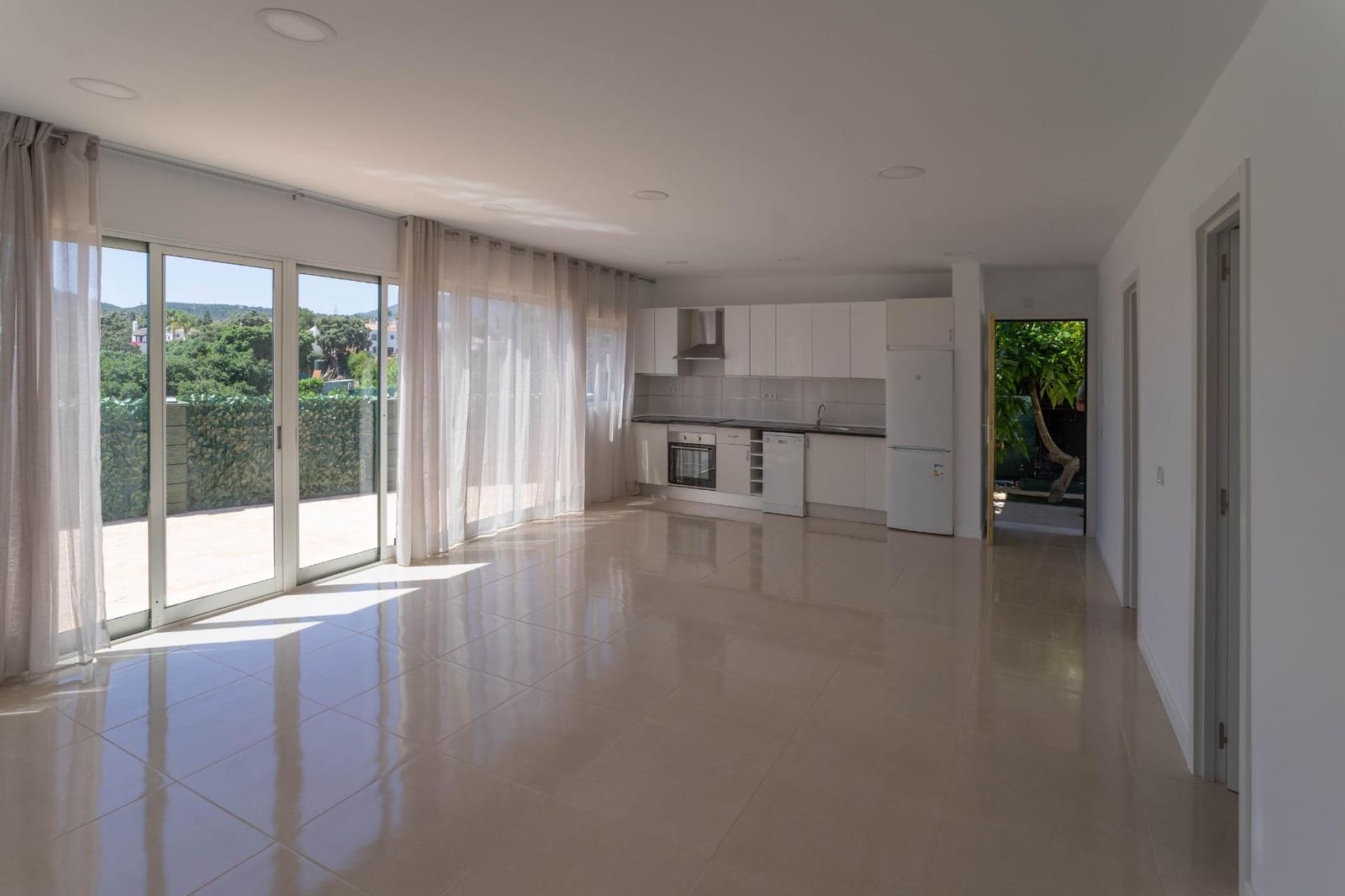 2 slaapkamer Villa te huur in Coin met garage - € 1.150 (Ref: 9878883)
