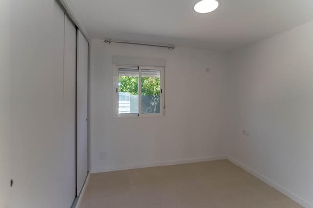 2 slaapkamer Villa te huur in Coín met garage - € 1.150 (Ref: 9878883)