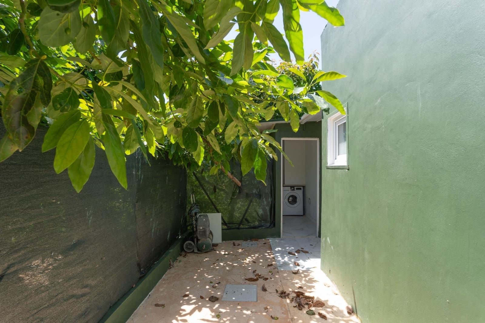 2 slaapkamer Villa te huur in Coin met garage - € 1.150 (Ref: 9878883)