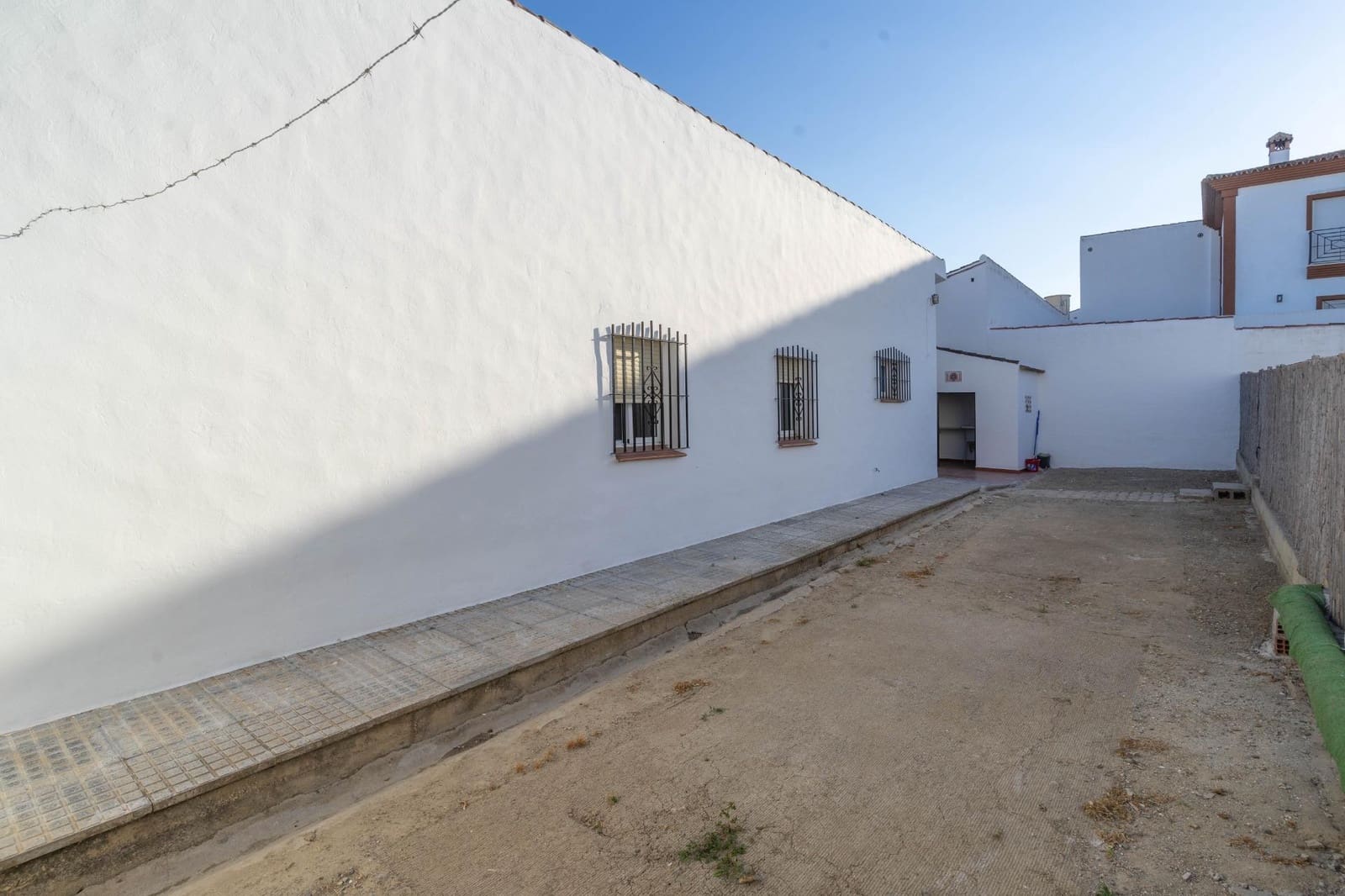 3 bedroom Villa for rent in Alhaurin el Grande - € 1,000 (Ref: 9893884)