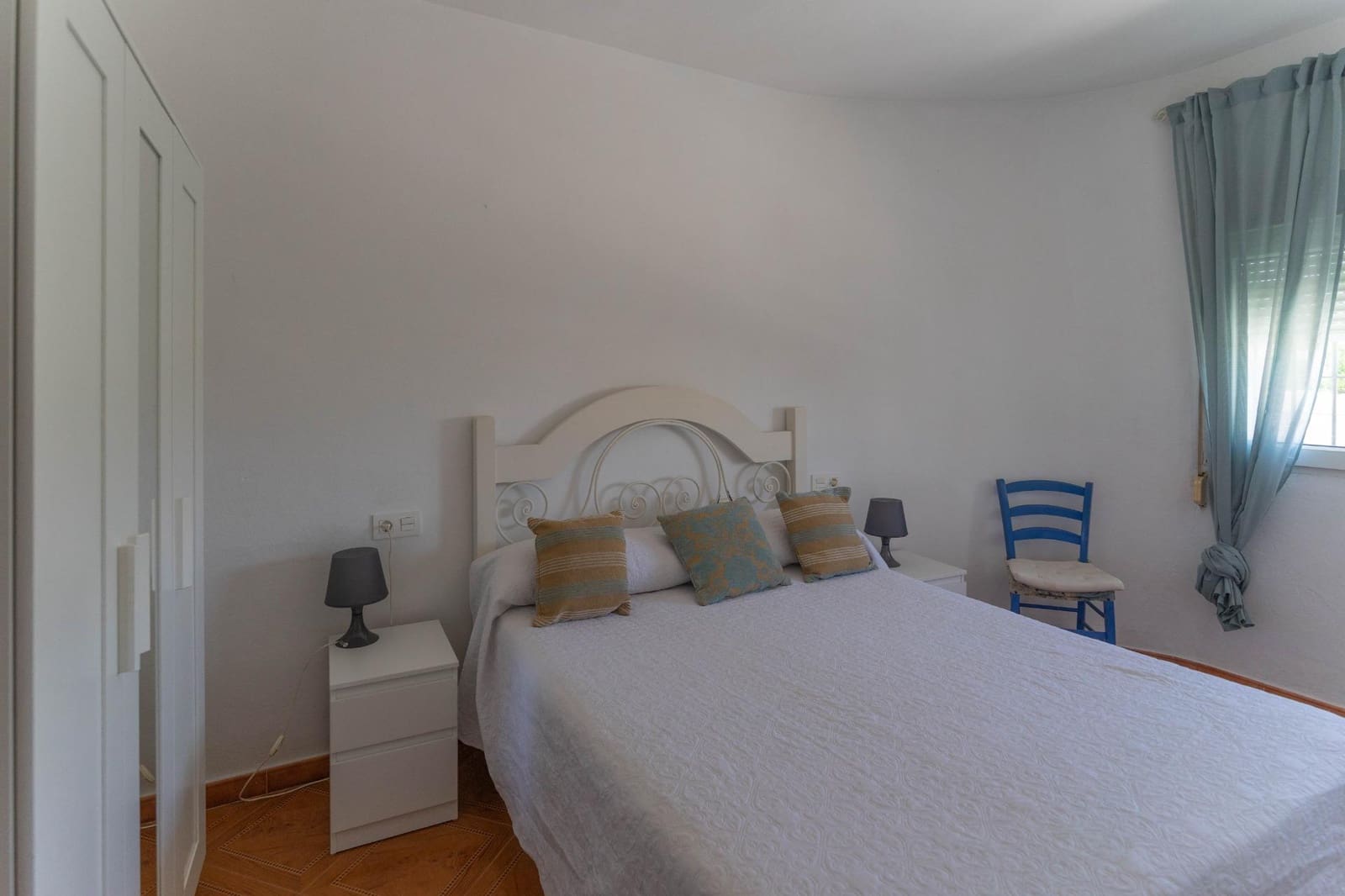 4 quarto Moradia em Banda para arrendar em Alhaurin el Grande com garagem - 1 400 € (Ref: 9903943)