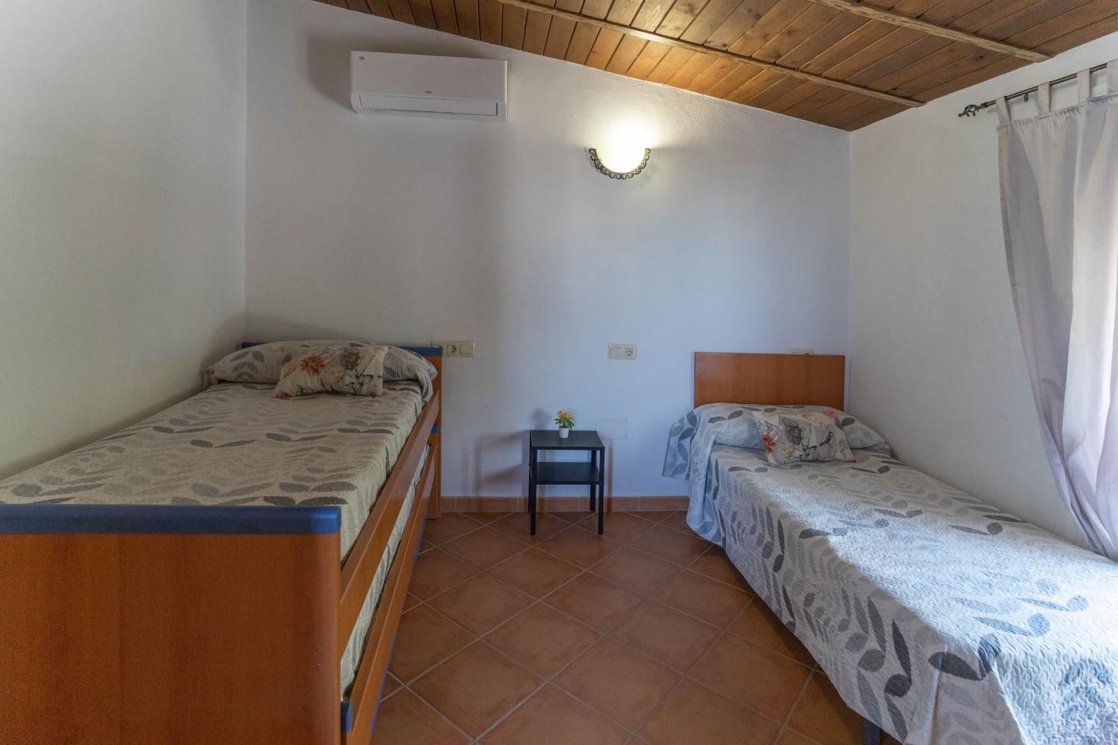 4 quarto Moradia em Banda para arrendar em Alhaurin el Grande com garagem - 1 400 € (Ref: 9903943)