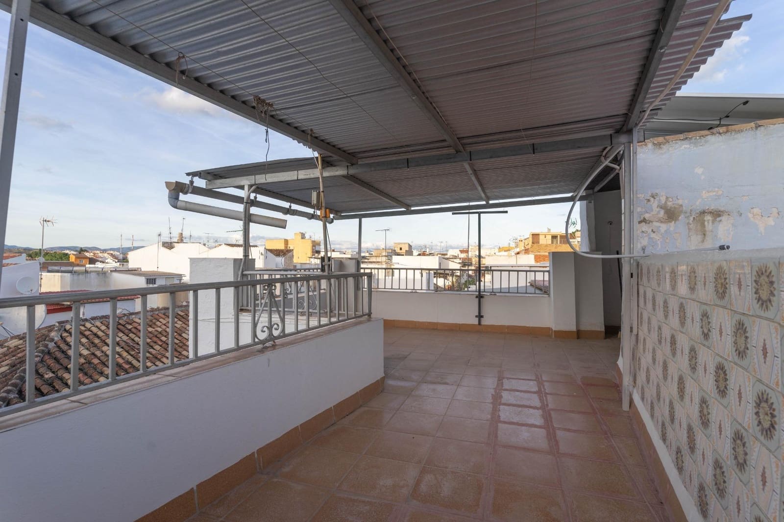 4 quarto Moradia em Banda para venda em Coin - 210 000 € (Ref: 9908044)