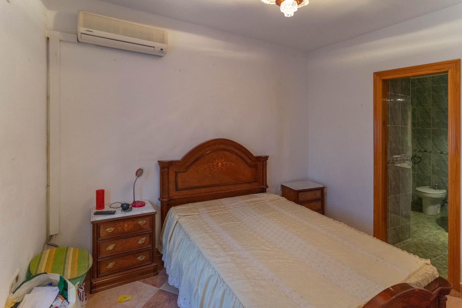 4 quarto Moradia em Banda para venda em Coin - 210 000 € (Ref: 9908044)