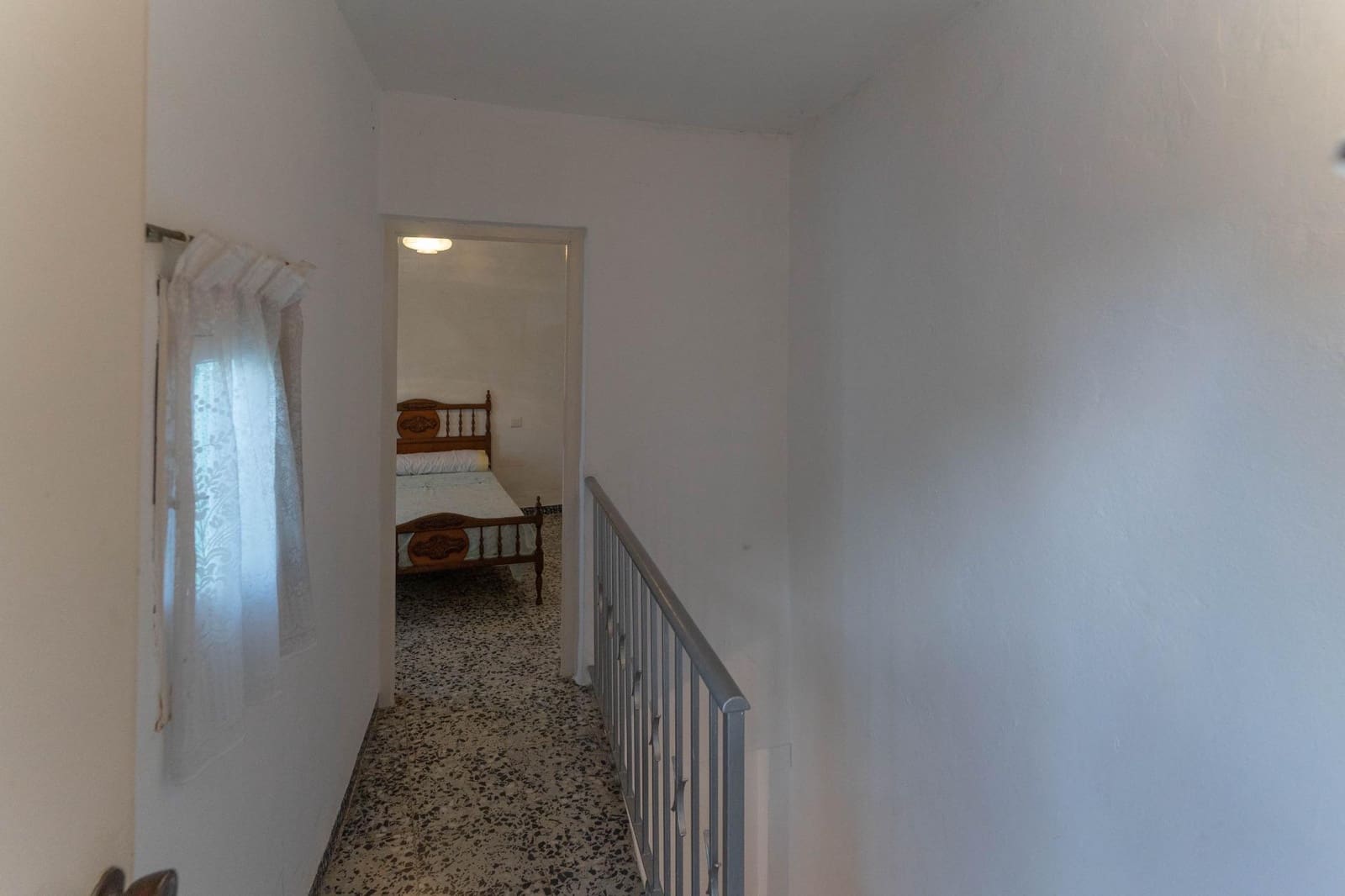 4 quarto Moradia em Banda para venda em Coin - 210 000 € (Ref: 9908044)