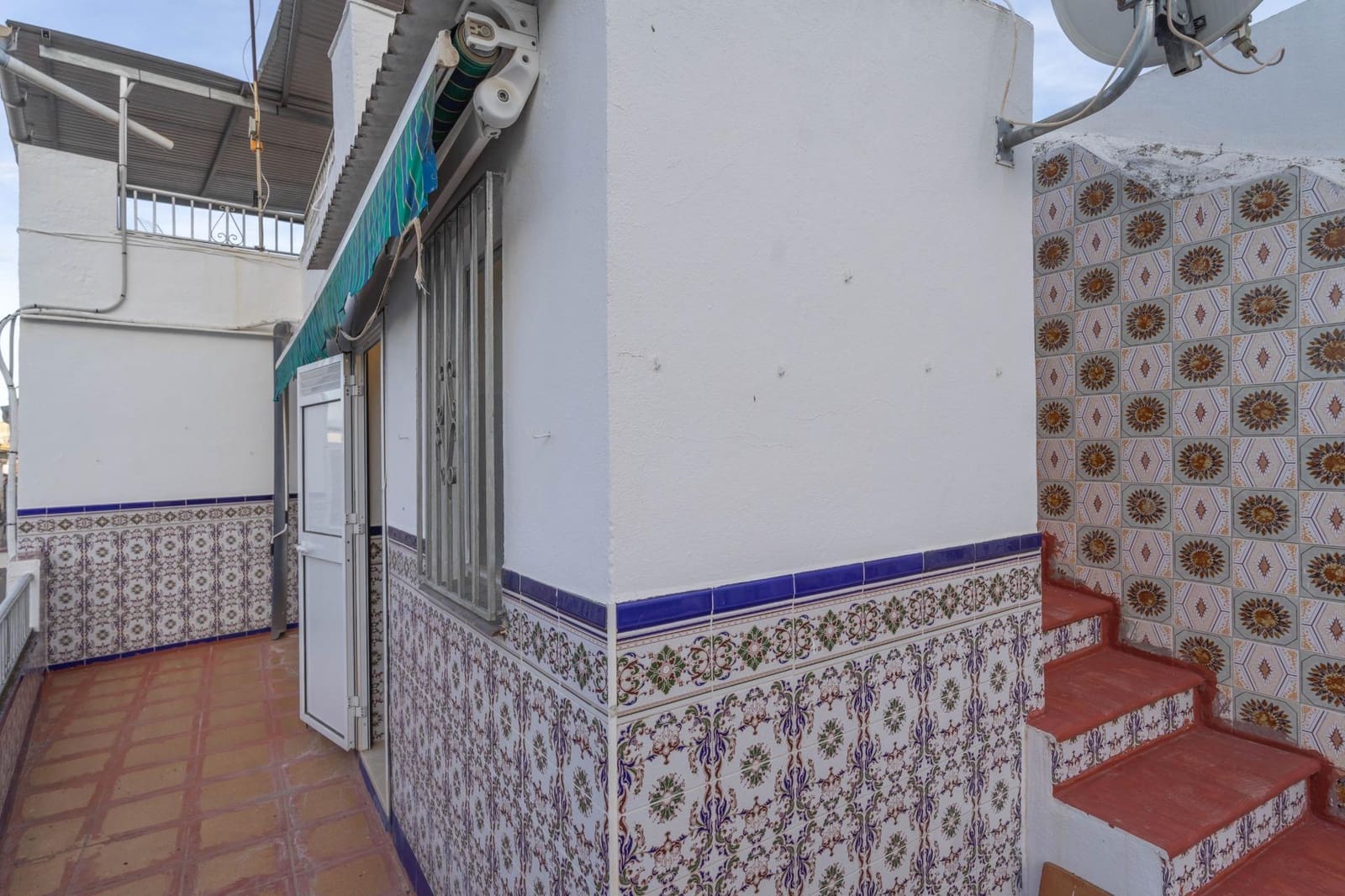 4 quarto Moradia em Banda para venda em Coin - 210 000 € (Ref: 9908044)