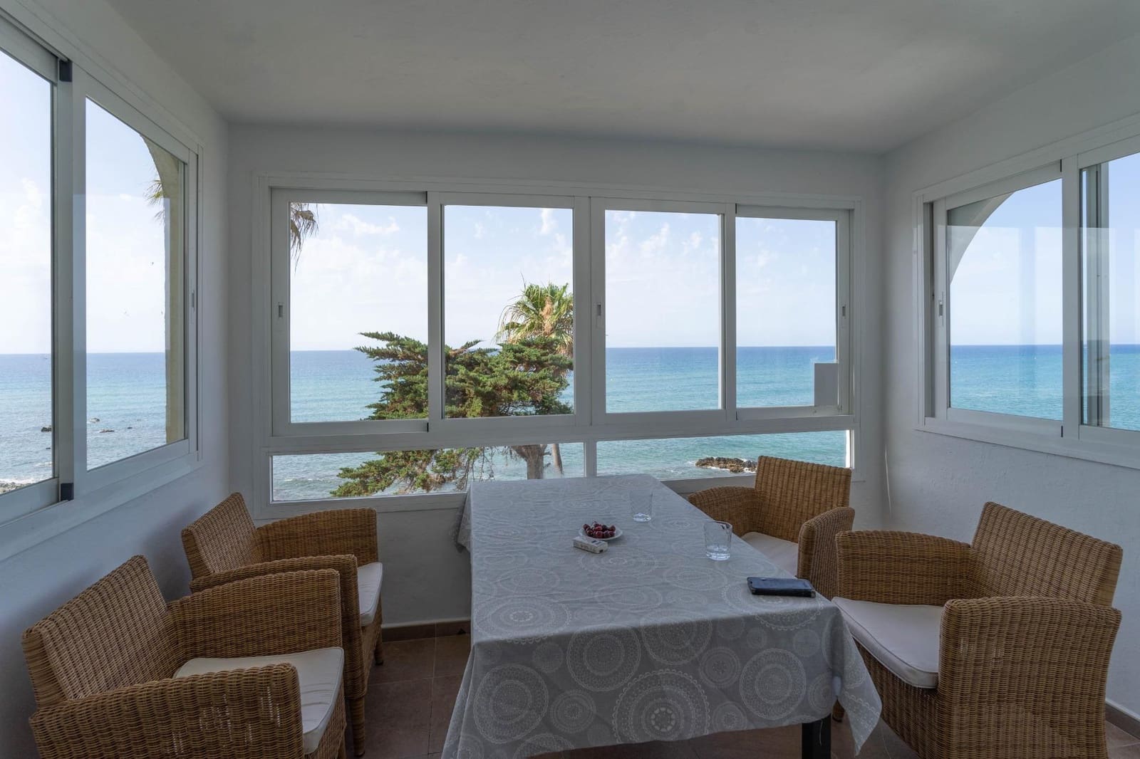 3 bedroom Flat for rent in Miraflores with pool - € 1,900 (Ref: 9945724)