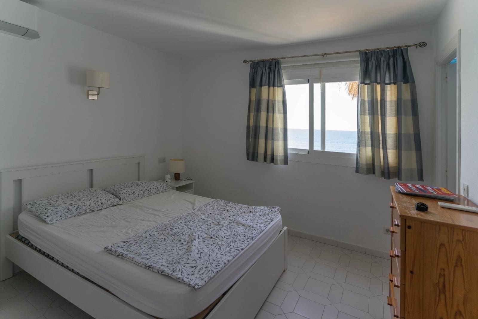 3 bedroom Flat for rent in Miraflores with pool - € 1,900 (Ref: 9945724)
