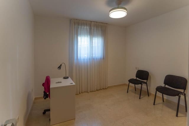 3 makuuhuone Asunto vuokrattavana paikassa Alhaurín el Grande mukana 
autotalli - 950 € (Ref: 9959797)