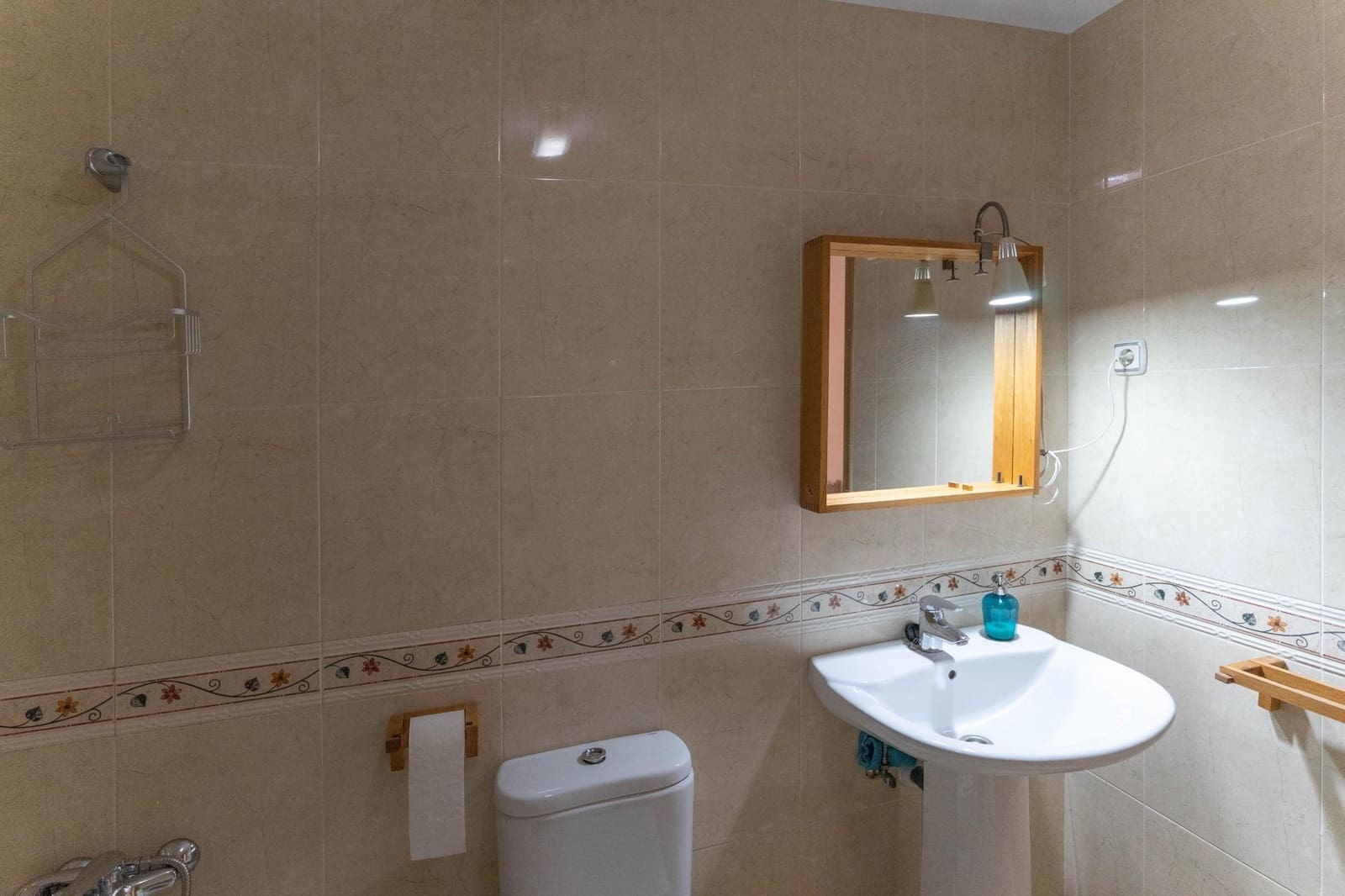 3 bedroom Flat for rent in Alhaurin el Grande with garage - € 950 (Ref: 9959797)