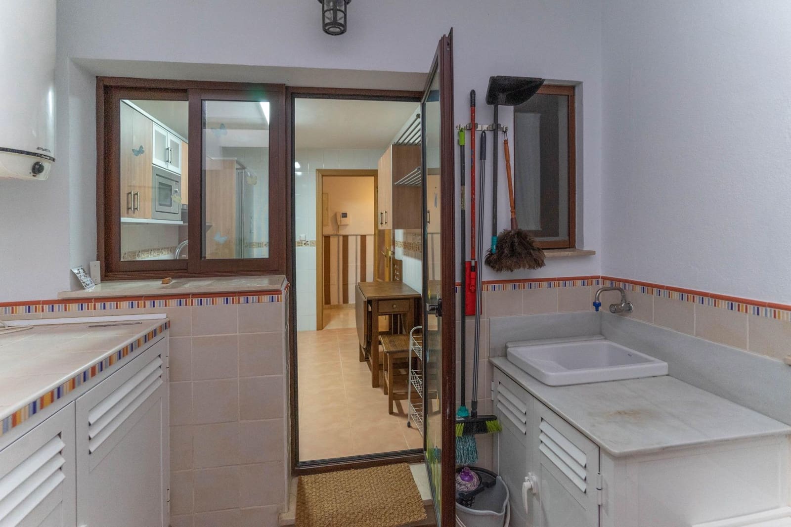 3 bedroom Flat for rent in Alhaurin el Grande with garage - € 950 (Ref: 9959797)