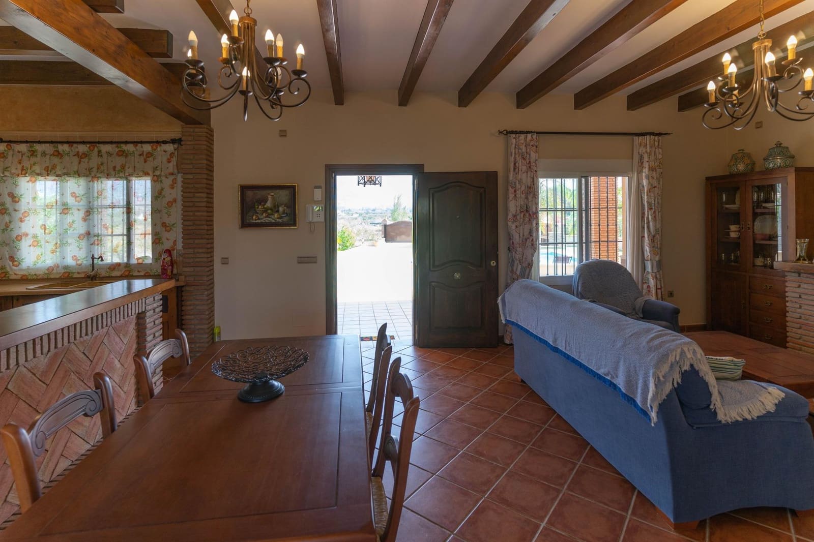 3 slaapkamer Villa te huur in Alhaurin el Grande met zwembad garage - € 2.100 (Ref: 9986878)