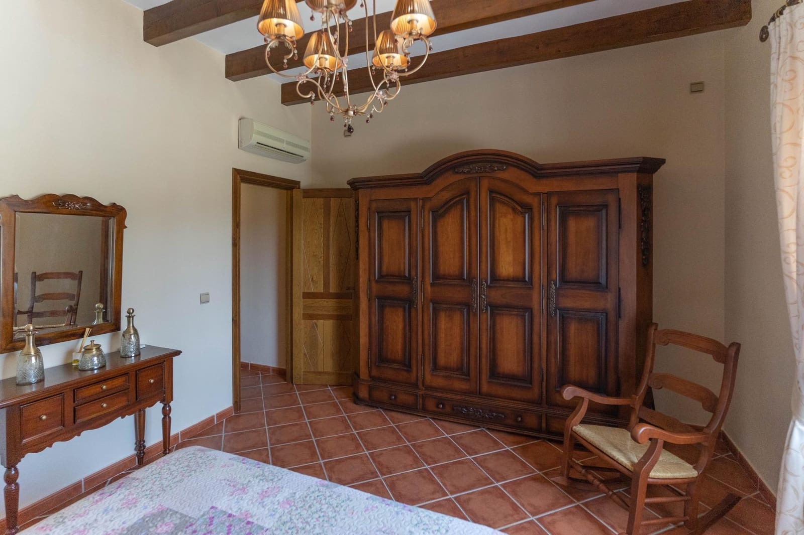 3 slaapkamer Villa te huur in Alhaurin el Grande met zwembad garage - € 2.100 (Ref: 9986878)