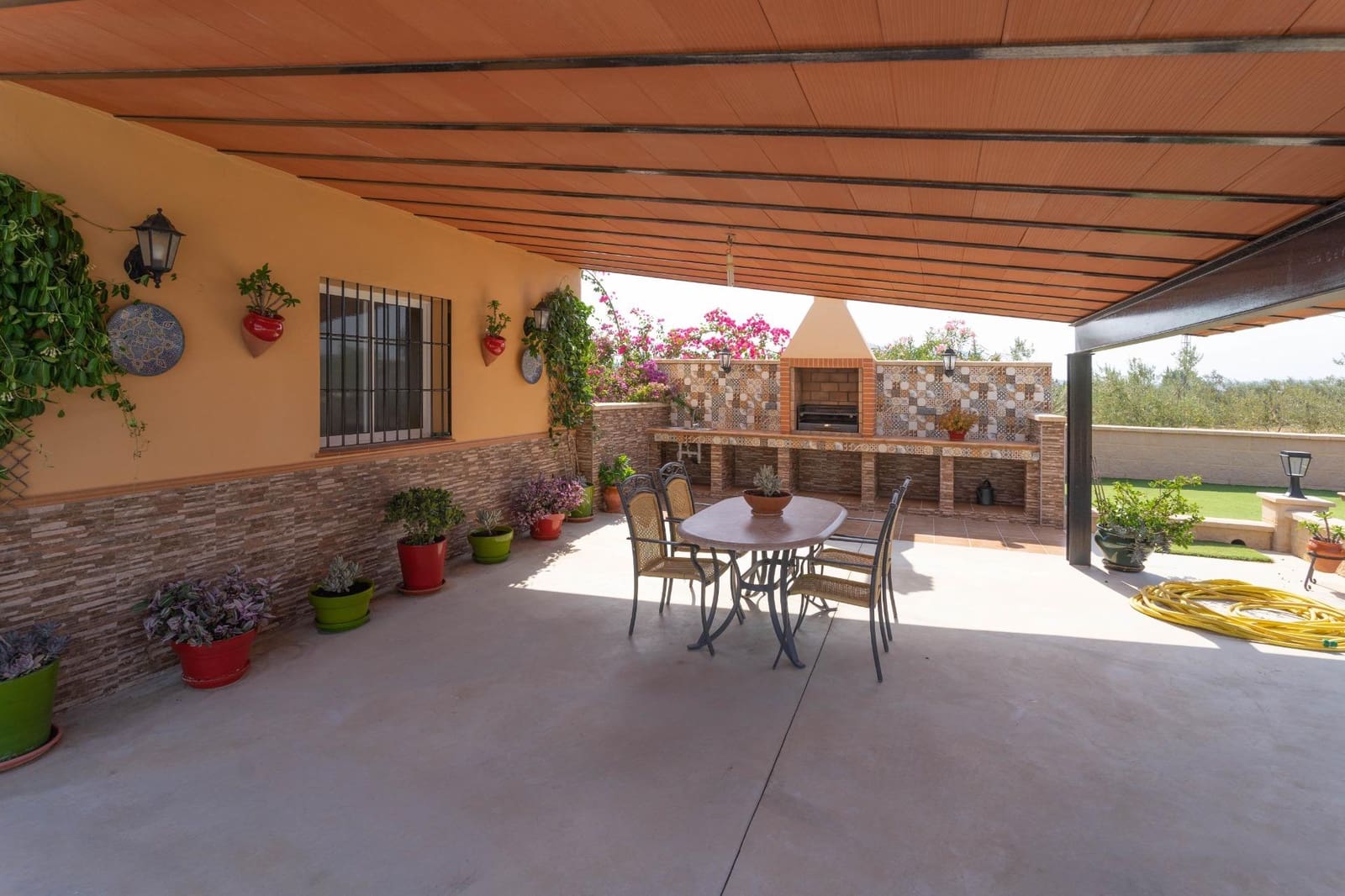 3 slaapkamer Villa te huur in Alhaurin el Grande met zwembad garage - € 2.100 (Ref: 9986878)