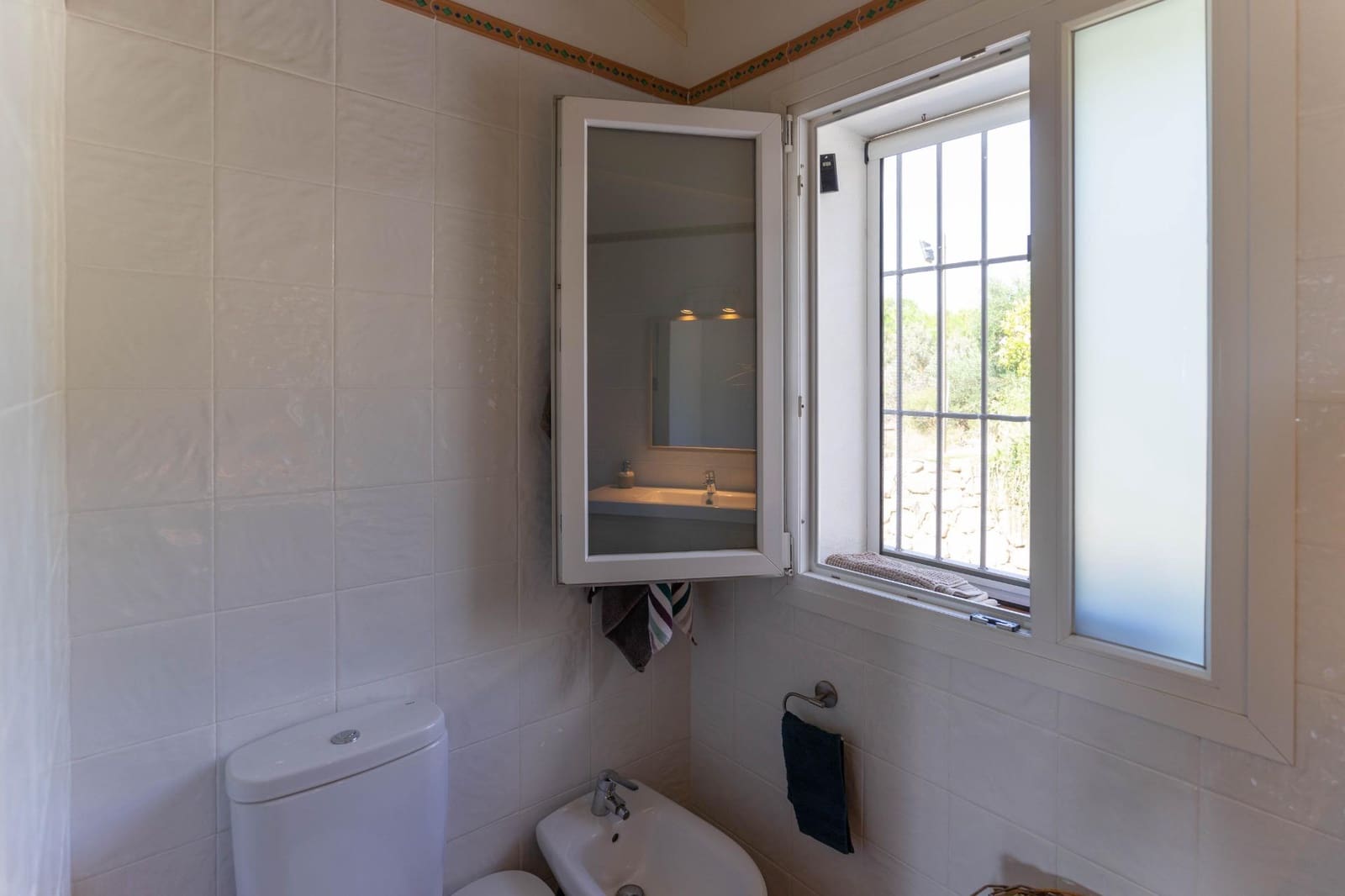 2 slaapkamer Villa te huur in Coin met zwembad garage - € 1.400 (Ref: 9999634)