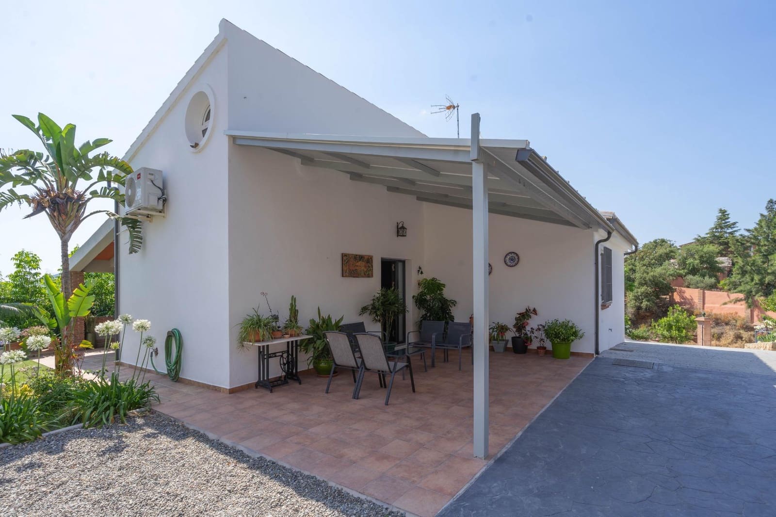 2 slaapkamer Villa te huur in Coin met zwembad garage - € 1.400 (Ref: 9999634)