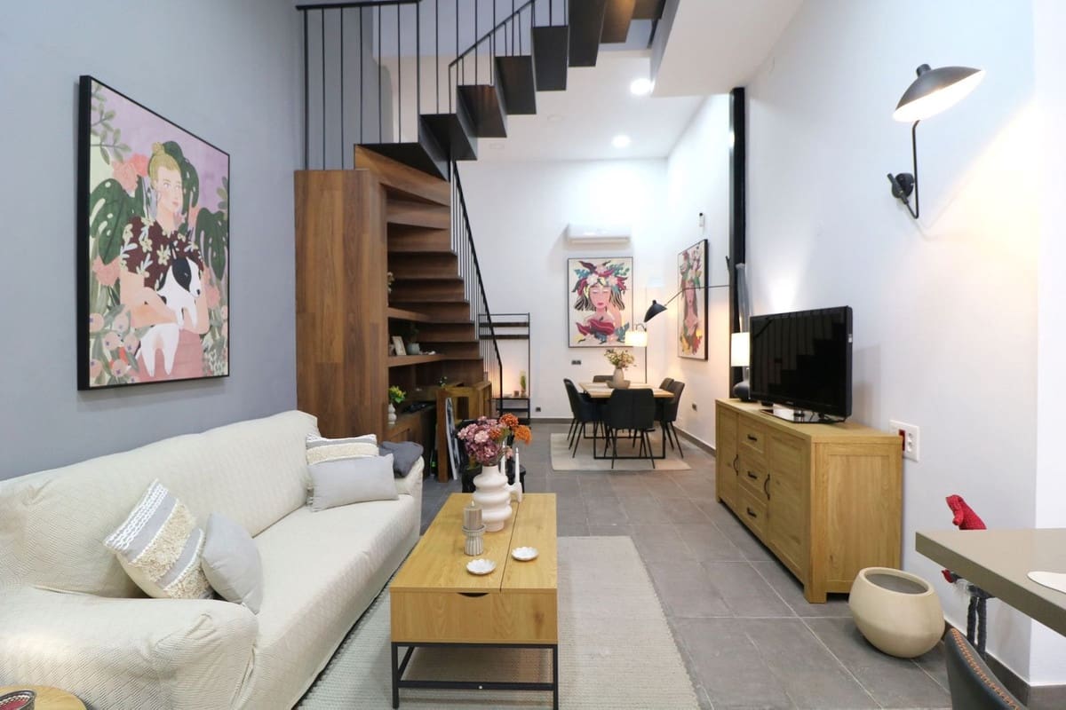 4 Zimmer Haus zu verkaufen in Almeria Stadt - 299.000 € (Ref: 10057389)