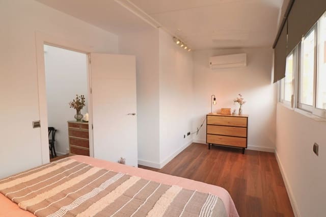 4 Zimmer Haus zu verkaufen in Almería Stadt - 299.000 € (Ref: 10057389)