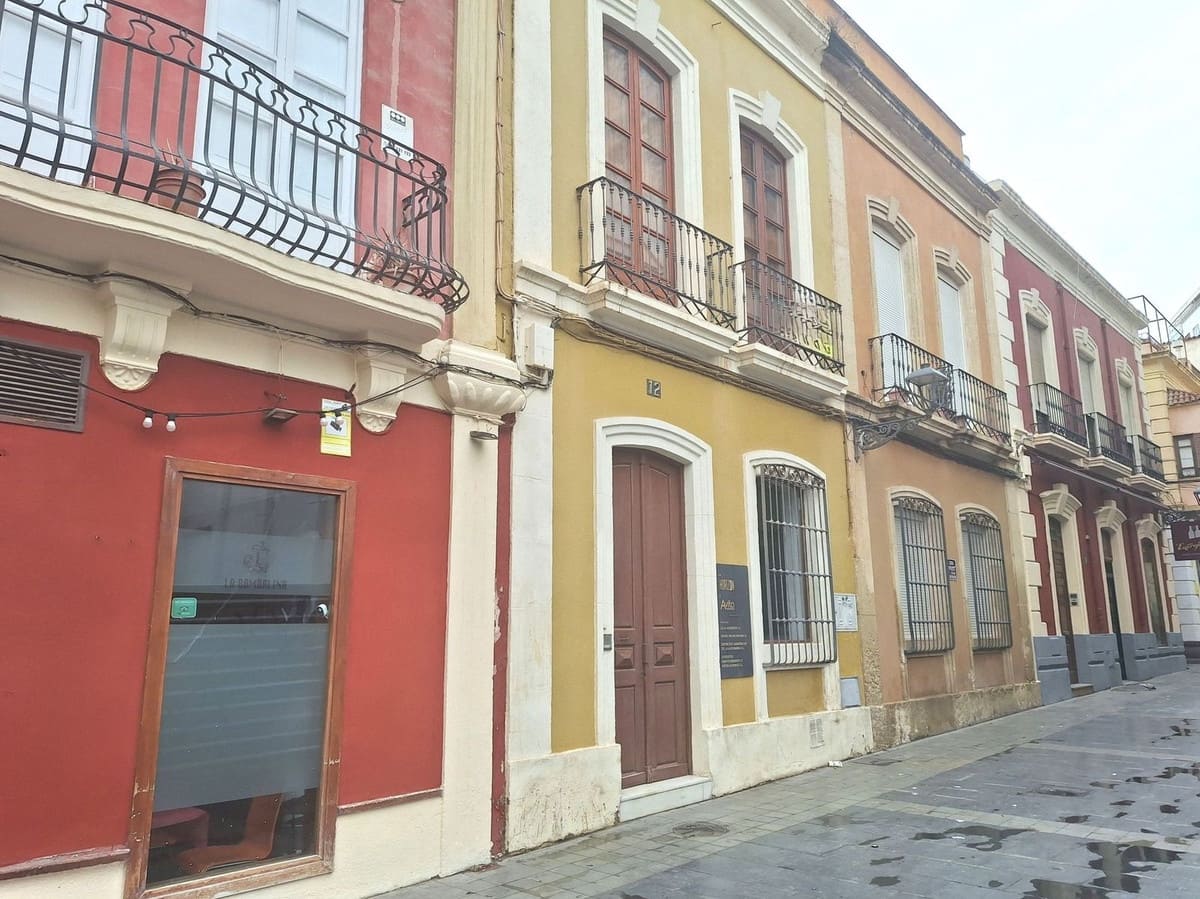 4 Zimmer Haus zu verkaufen in Almeria Stadt - 299.000 € (Ref: 10057389)