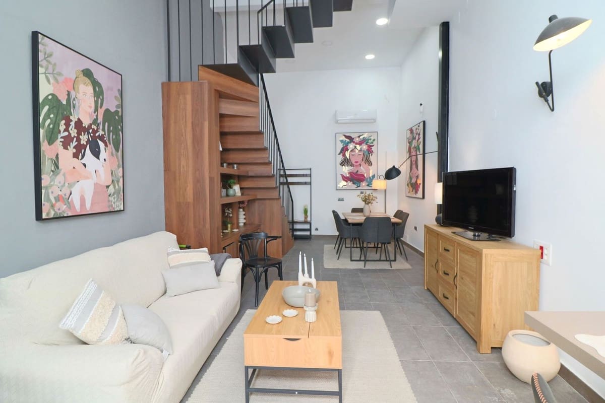 4 Zimmer Haus zu verkaufen in Almeria Stadt - 299.000 € (Ref: 10057389)