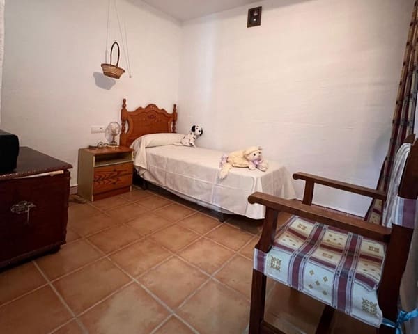 4 bedroom Finca/Country House for sale in Monda with pool garage - € 449,000 (Ref: 10057391)