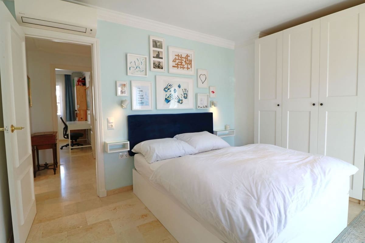 4 slaapkamer Huis te koop in Estepona met garage - € 768.000 (Ref: 10057396)