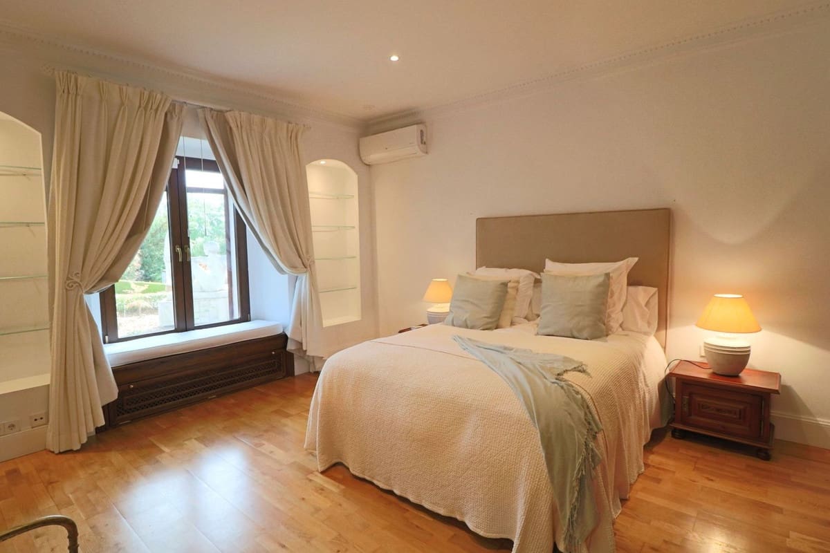 7 sypialnia Finka/Dom wiejski na sprzedaż w La Mairena z basenem garażem - 7 975 000 € (Ref: 10057399)