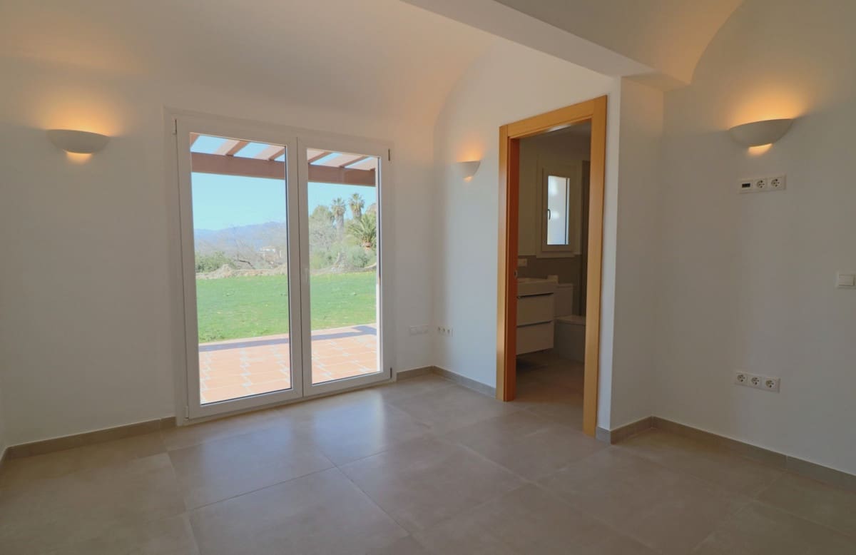 7 sovrum Villa till salu i Mijas med pool garage - 1 697 000 € (Ref: 10057403)