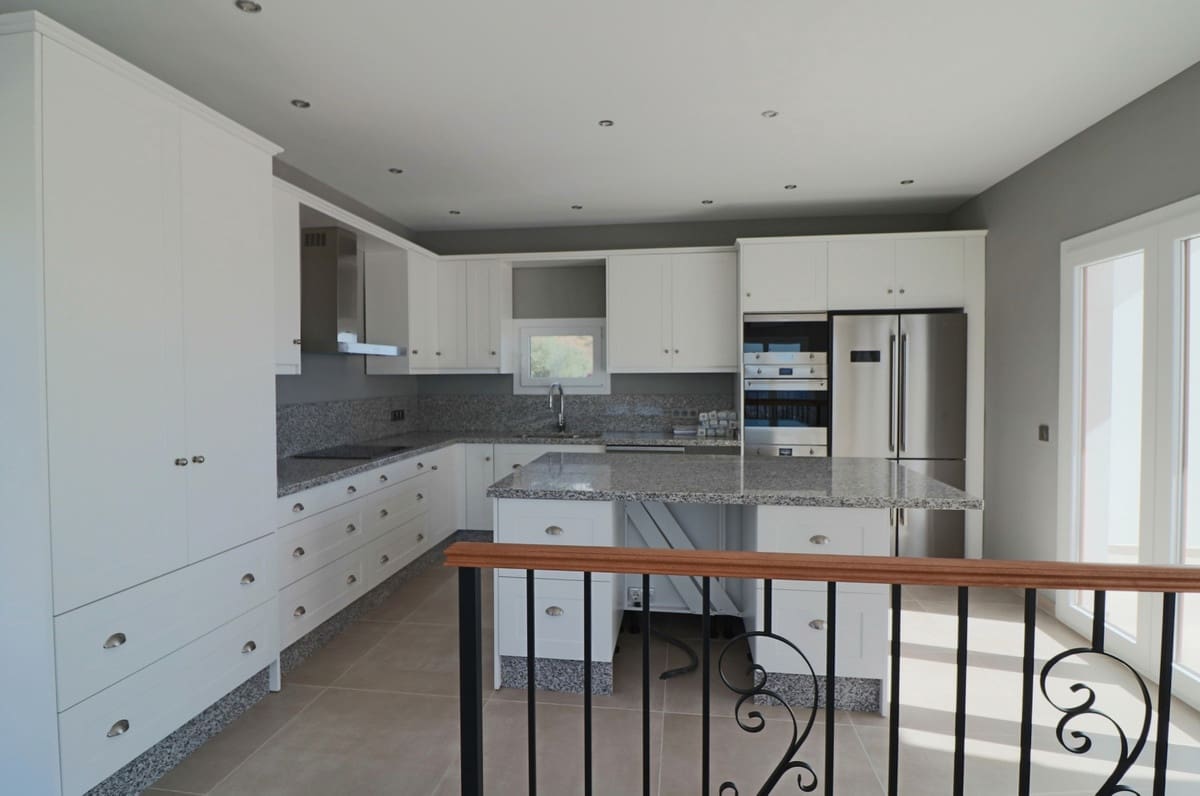 7 sovrum Villa till salu i Mijas med pool garage - 1 697 000 € (Ref: 10057403)
