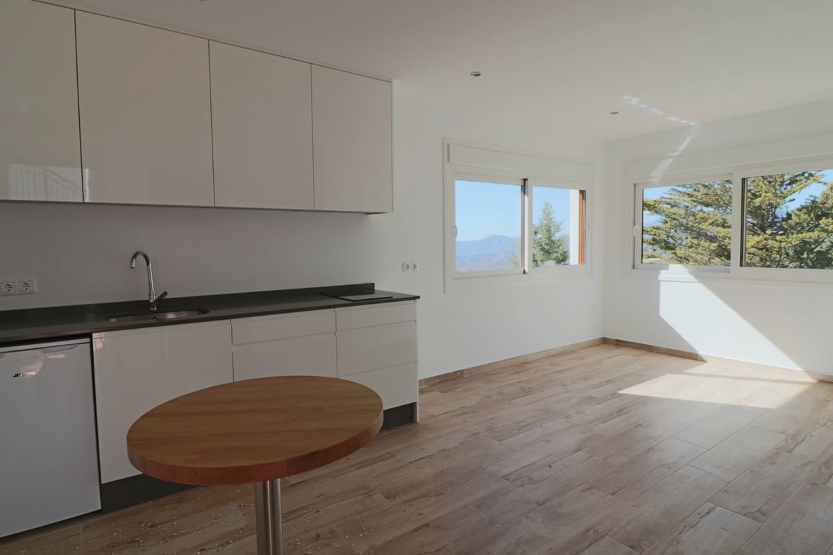 7 sovrum Villa till salu i Mijas med pool garage - 1 697 000 € (Ref: 10057403)