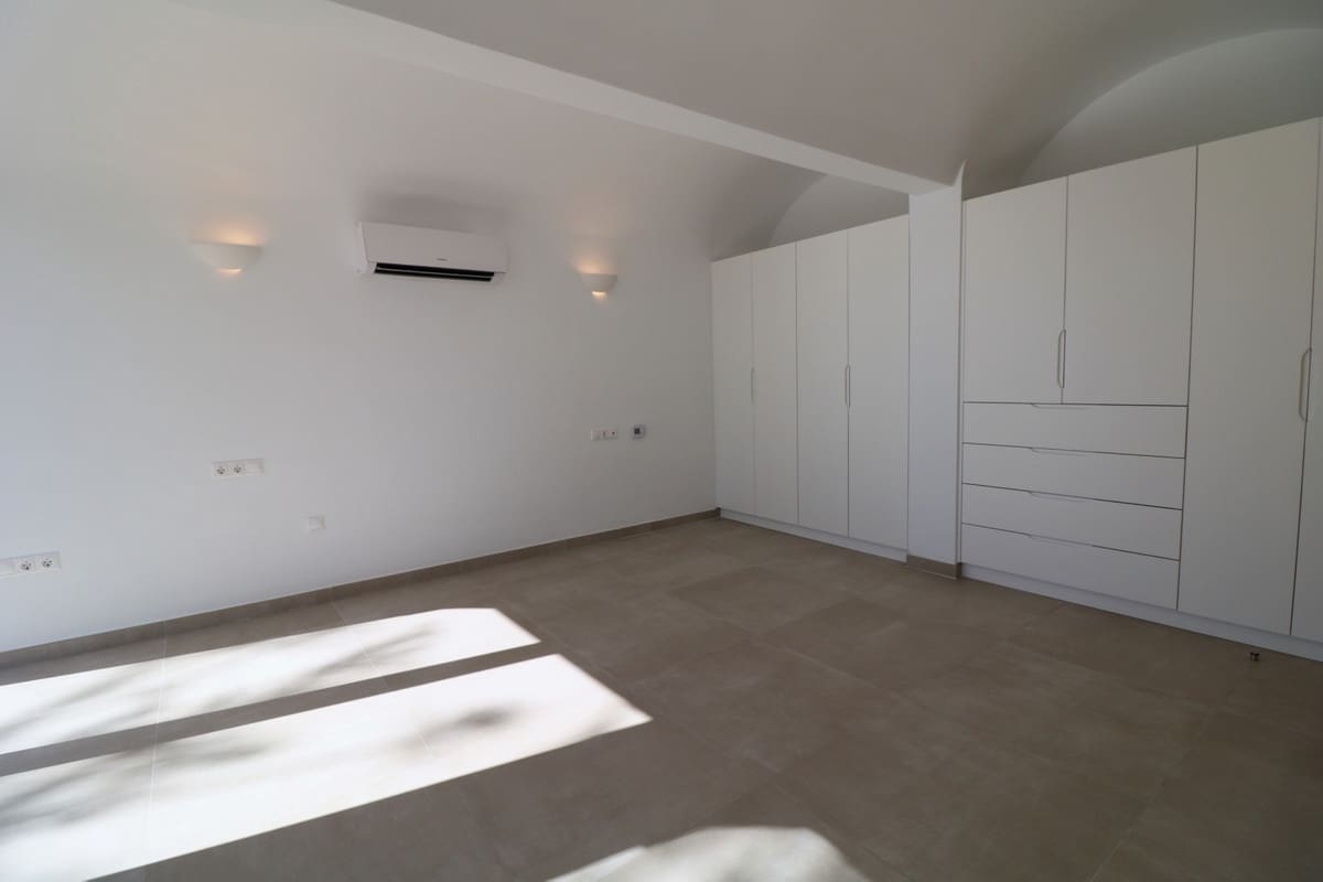 7 sovrum Villa till salu i Mijas med pool garage - 1 697 000 € (Ref: 10057403)