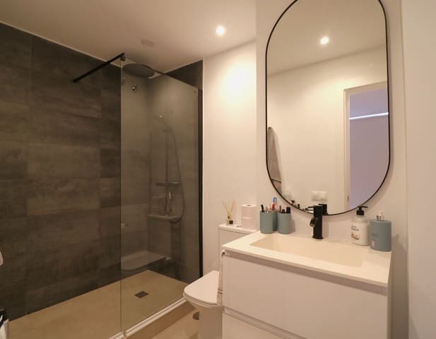 Pareado de 4 habitaciones en Fuengirola en venta con piscina garaje - 795.000 € (Ref: 10057404)