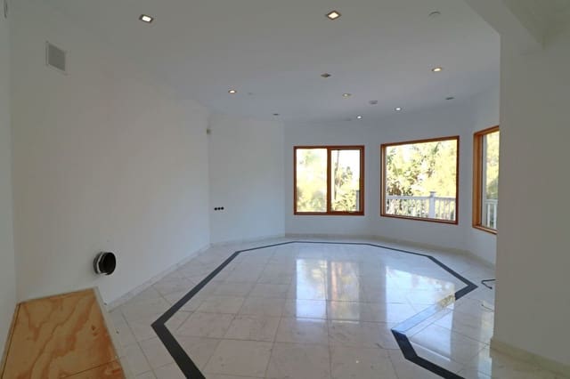 7 quarto Moradia para venda em Benahavís com piscina garagem - 1 779 500 € (Ref: 10057405)