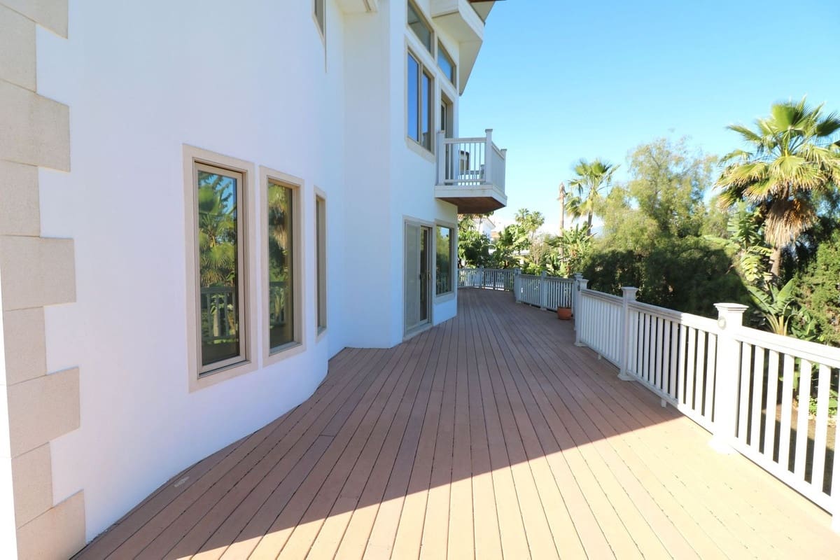7 Zimmer Villa zu verkaufen in Benahavis mit Pool Garage - 1.779.500 € (Ref: 10057405)