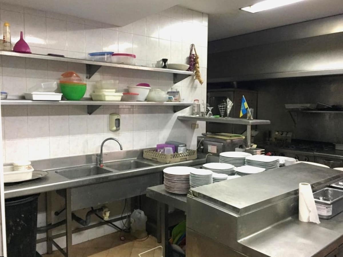 Restaurant/Bar for sale in Marbesa - € 550,000 (Ref: 10057406)