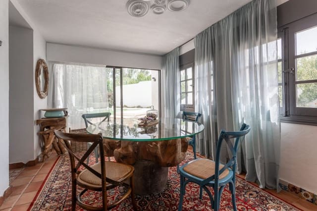 4 Zimmer Villa zu verkaufen in Guadalmina Baja, Marbella mit Pool Garage - 3.800.000 € (Ref: 10057408)