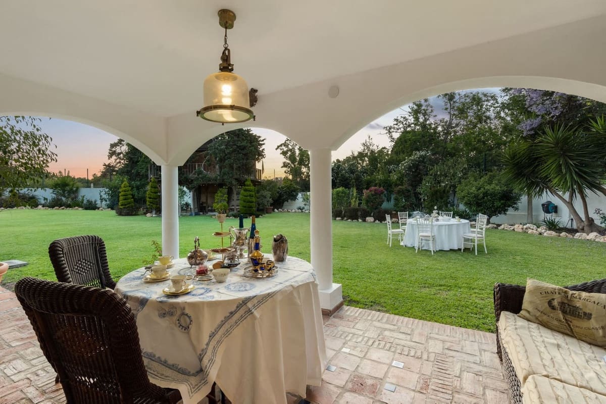 4 Zimmer Villa zu verkaufen in Guadalmina mit Pool Garage - 3.800.000 € (Ref: 10057408)