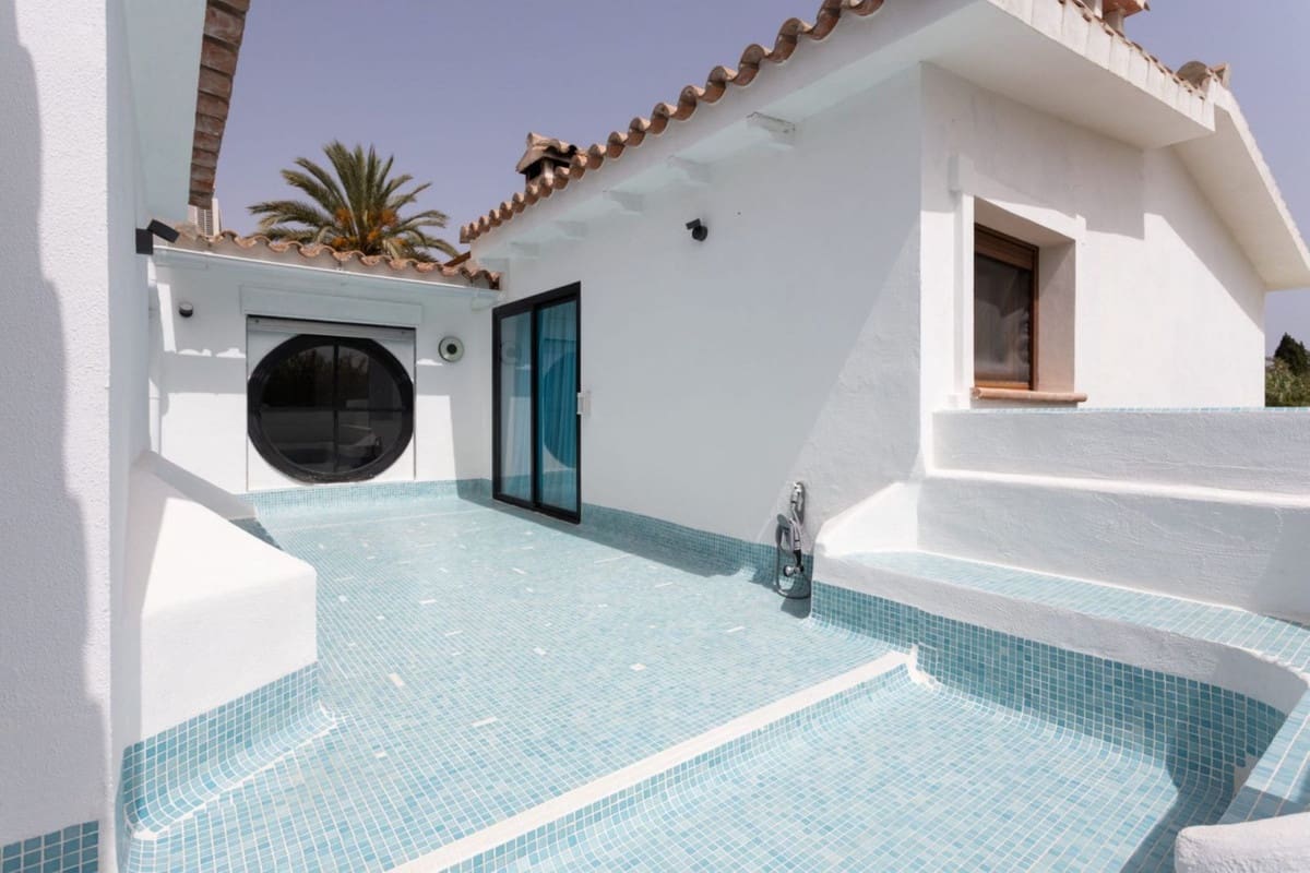 4 Zimmer Villa zu verkaufen in Guadalmina mit Pool Garage - 3.800.000 € (Ref: 10057408)