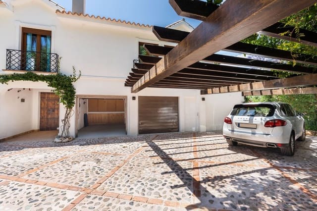 4 Zimmer Villa zu verkaufen in Guadalmina Baja, Marbella mit Pool Garage - 3.800.000 € (Ref: 10057408)